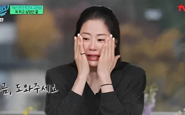 Nữ diễn viên khóc nức nở kể lại bi kịch bị con từ mặt trên sóng truyền hình Ảnh 2