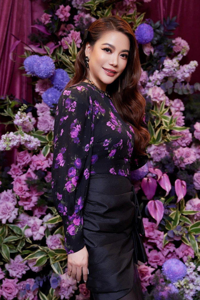 Trương Ngọc Ánh mừng sinh nhật vắng bóng tình trẻ Ảnh 1