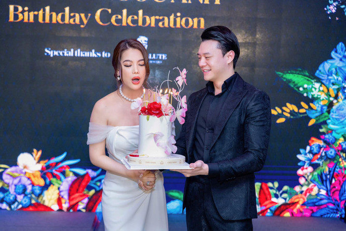 Những năm trước, Anh Dũng luôn ở bên cạnh Trương Ngọc Anh dịp sinh nhật. (Ảnh FBNV)