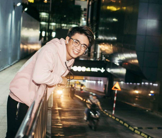 Quốc Văn thừa nhận bản thân không học giỏi môn xã hội.