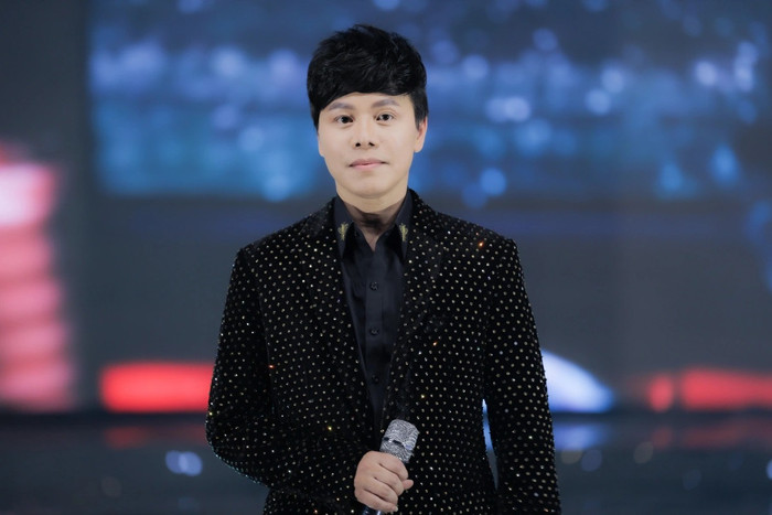 Nam ca sĩ kiện công ty của NSƯT Vũ Luân, đòi bồi thường 20 tỷ đồng.