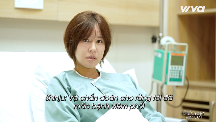 Nữ ca sĩ Hàn Quốc bị bệnh viêm phổi, không thể tiếp tục chương trình. 