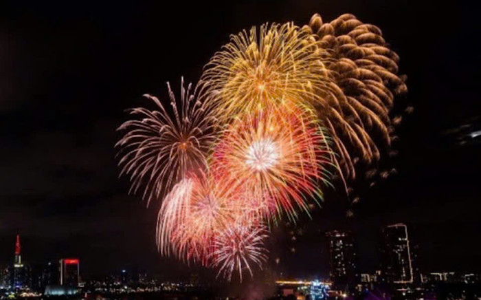 Hà Nội bắn pháo hoa 5 điểm dịp tết Dương lịch 2025 Ảnh 2