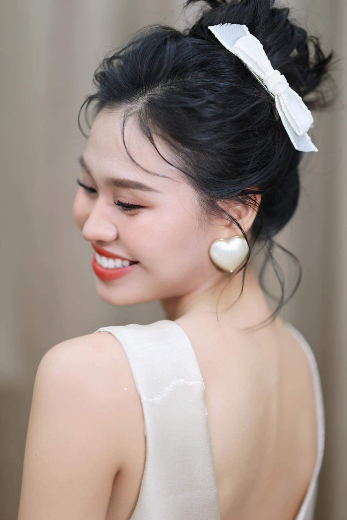 Lê Lộc không đặt nặng chuyện cưới xin, quan trọng là việc đối xử với nhau. Ảnh: FBNV