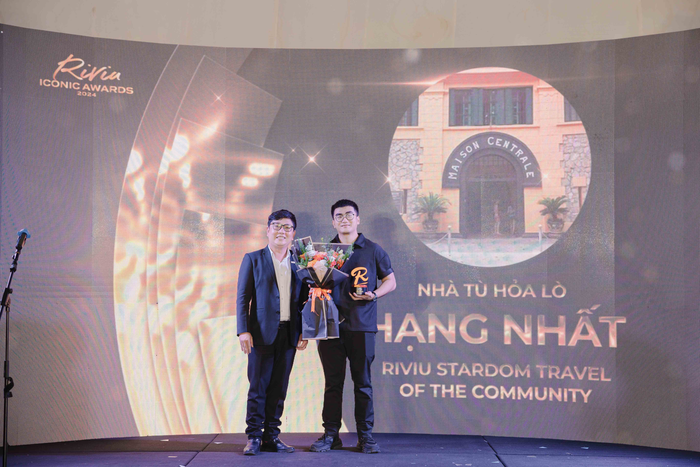 Nhà tù Hoả Lò là một trong những điểm đến gây sốt giới trẻ thời gian qua.