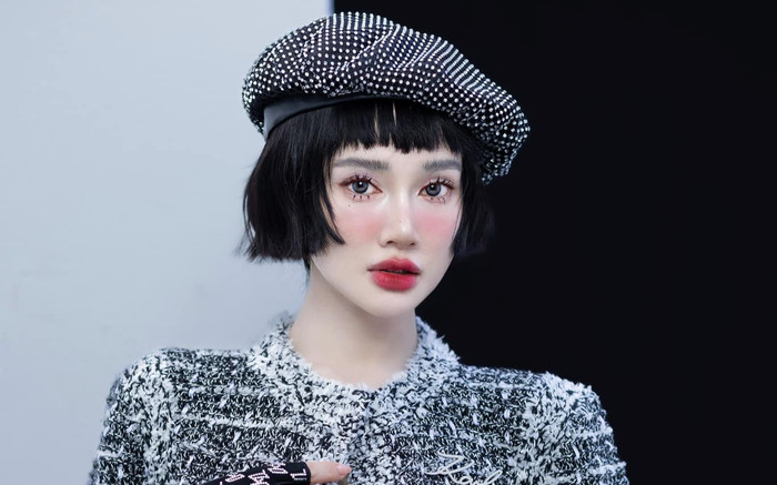 Diện mạo lạ lẫm của Nhã Phương khiến chồng con không nhận ra Ảnh 2