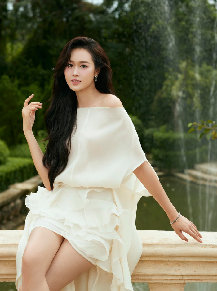 Nữ diễn viên xin ghi nhận mọi góp ý. Ảnh: FBNV