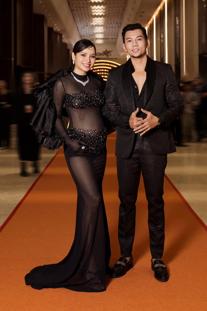 Phương Trinh Jolie từng vui vẻ nói rằng có thể năm nay sẽ sinh con vào dịp Tết Nguyên đán. Ảnh: FBNV