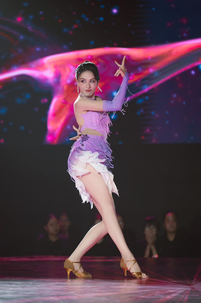 Ngọc Hằng đoạt Á hậu 2 - Hoa hậu Việt Nam 2022 và Á hậu 2 - Miss Intercontinental 2023. (Ảnh: FBNV)