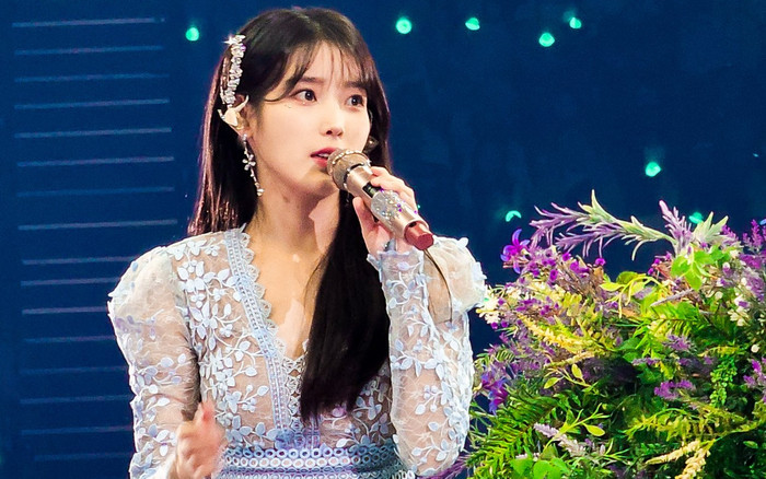 IU từ chối lời mời hợp tác từ các nghệ sĩ quốc tế Ảnh 2