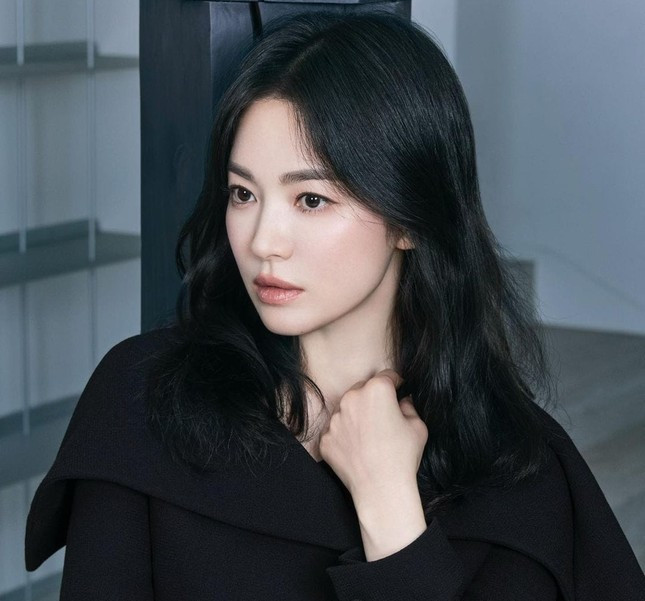 Ở tuổi U50, Song Hye Kyo trở thành người phụ nữ xinh đẹp, thành công và giàu có. 