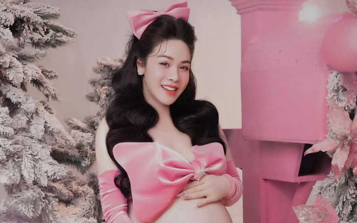 Phản ứng bất ngờ của Nhật Kim Anh khi bị mỉa mai 'có bụng bầu mà khoe hoài' Ảnh 2