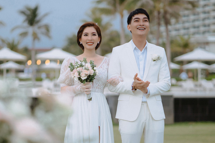 Ảnh cưới hiếm hoi của Khương Ngọc diễn ra ở Khánh Hoà vào tháng 5 năm 2022. Ảnh: Sưu tầm