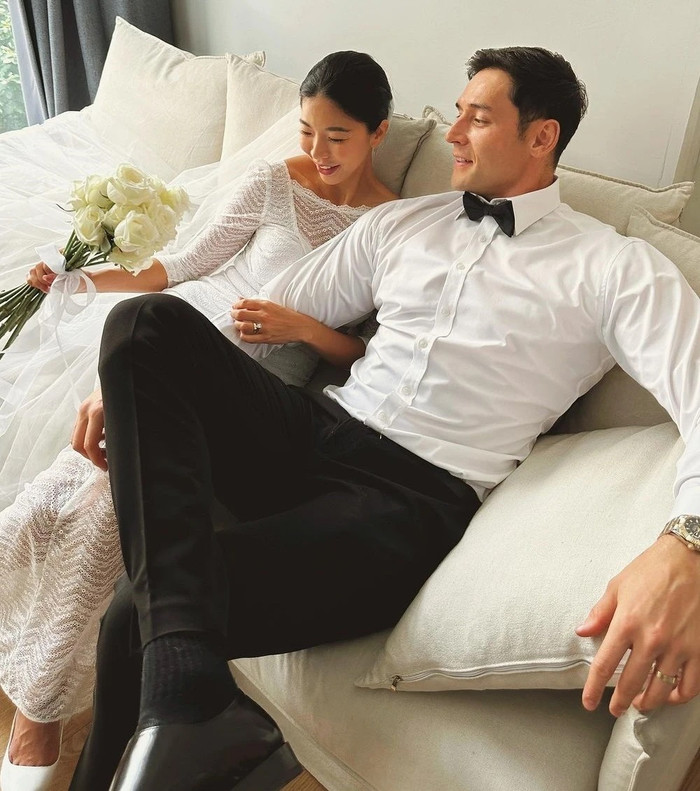 Vợ của nam diễn viên nhận lỗi do mình và lần sau sẽ bàn bạc kỹ hơn với chồng khi quay video. 