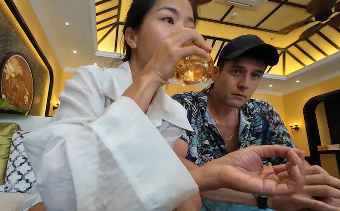 Một cặp đôi nổi tiếng showbiz cãi nhau khi du lịch Phú Quốc sau đám cưới Ảnh 2