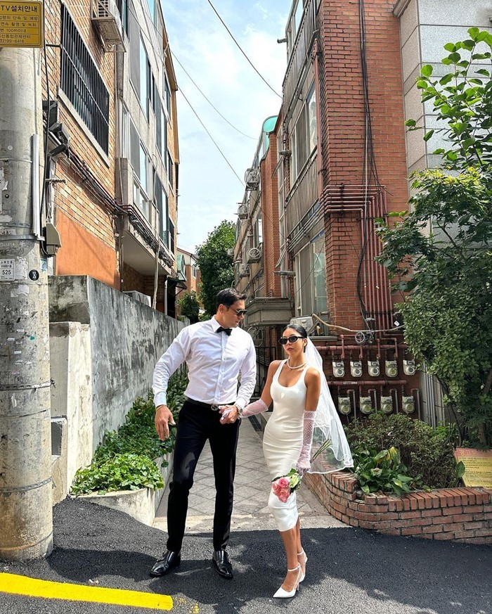 Cặp đôi tổ chức đám cưới hồi tháng 5 vừa qua. 