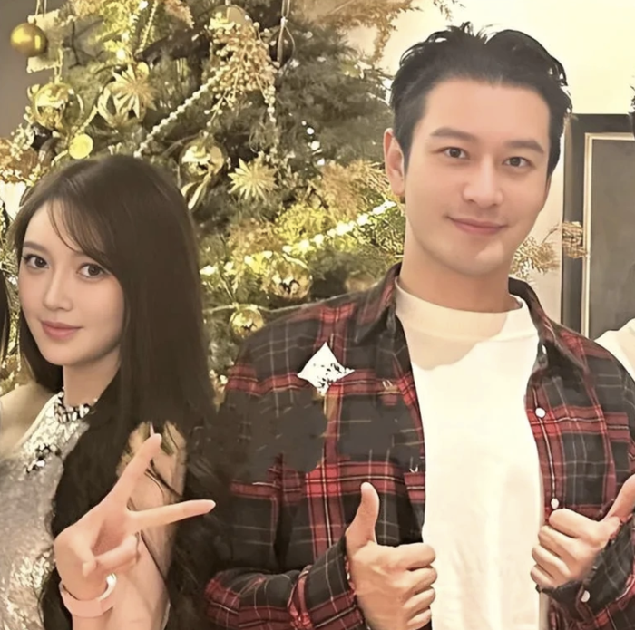 Chuyện tình của Huỳnh Hiểu Minh và Diệp Kha khá ồn ào.