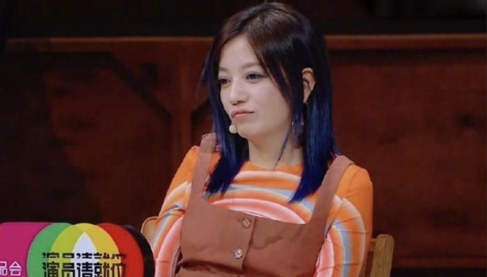 Nữ diễn viên bị Triệu Vy tố giả tạo.