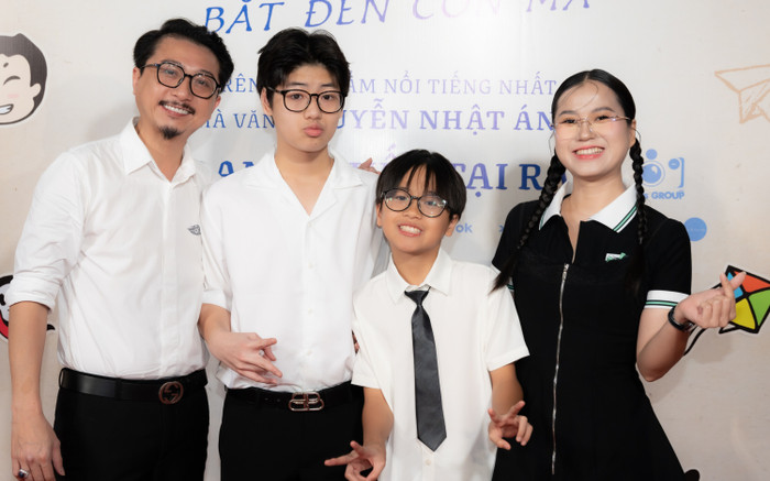 Phát sốt với visual như nam thần Hàn Quốc của con trai 13 tuổi nhà Lâm Vỹ Dạ - Hứa Minh Đạt Ảnh 2