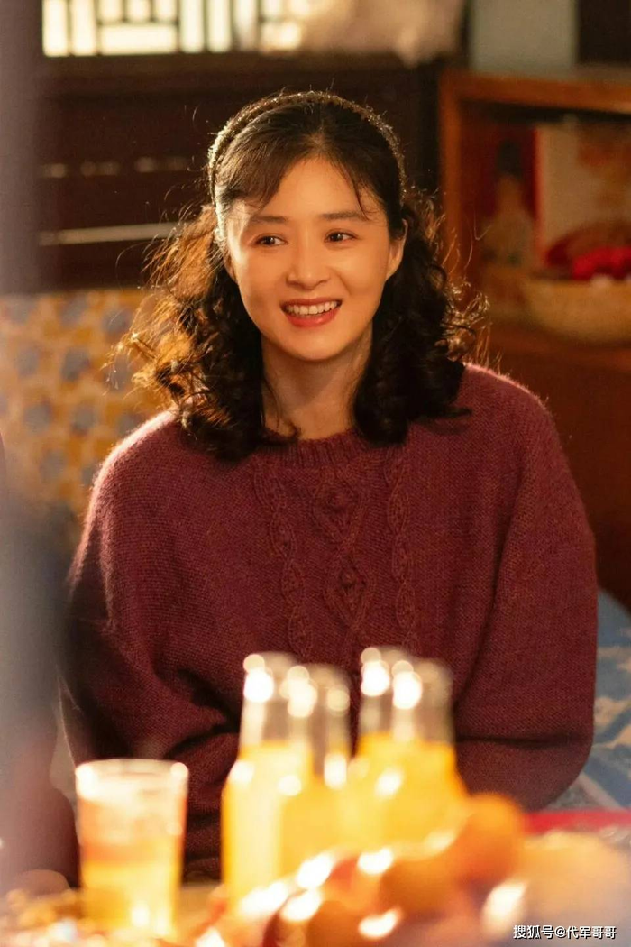 Để hoá thân phù hợp với nhân vật, diễn viên Tưởng Hân không ngần ngại tự 'dìm' nhan sắc. Ảnh: Sưu tầm