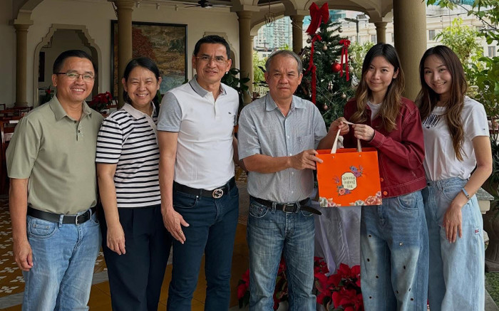 Kiatisuk trở lại Việt Nam chúc mừng bầu Đức với câu chuyện đặc biệt Ảnh 2