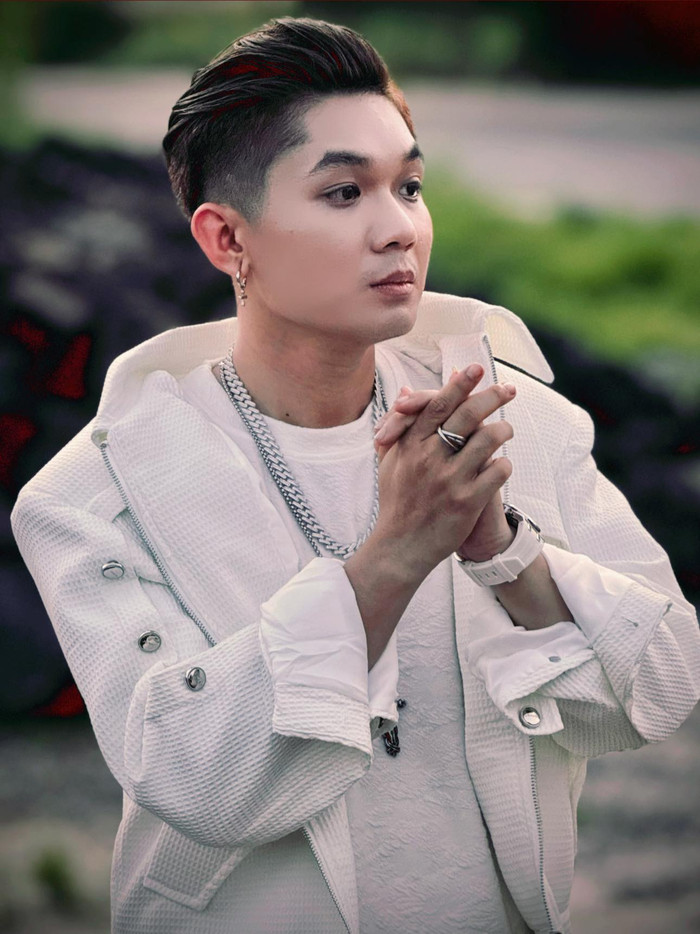 Thông tin rapper Lil Ken bị bắt đang trở thành tâm điểm bàn tán khắp cõi mạng. (Ảnh: FBNV)