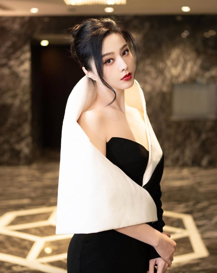 Nhan sắc của Phạm Băng Băng không sa sút mà ngày càng thăng hạng theo thời gian.