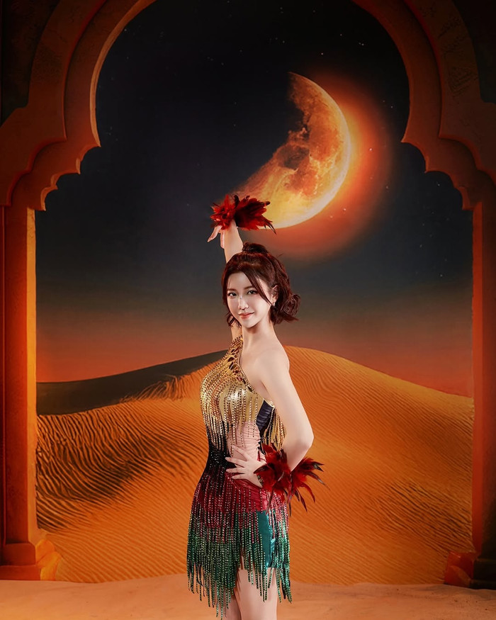 Hooyeon đẹp ấn tượng với trang phục biểu diễn trong đêm thi thứ hai tại Bước Nhảy Hoàn Vũ. Ảnh: Instagram hooyexni