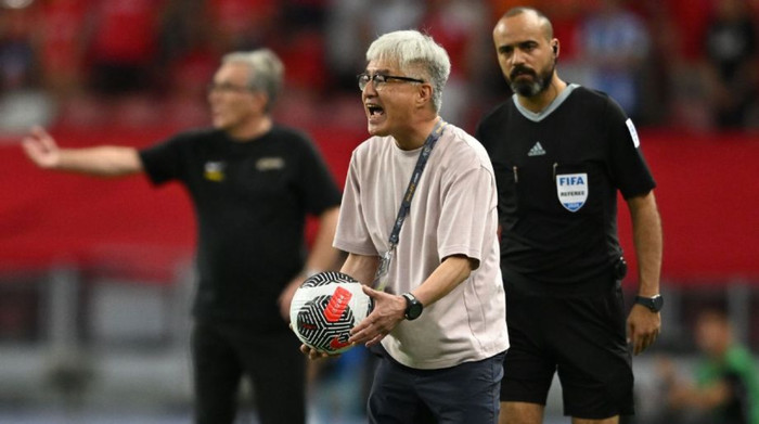 HLV tuyển Singapore - ông Tsutomu Ogura đã bình phục sức khỏe và có cuộc trả lời phỏng vấn vào chiều nay. Ảnh: Getty