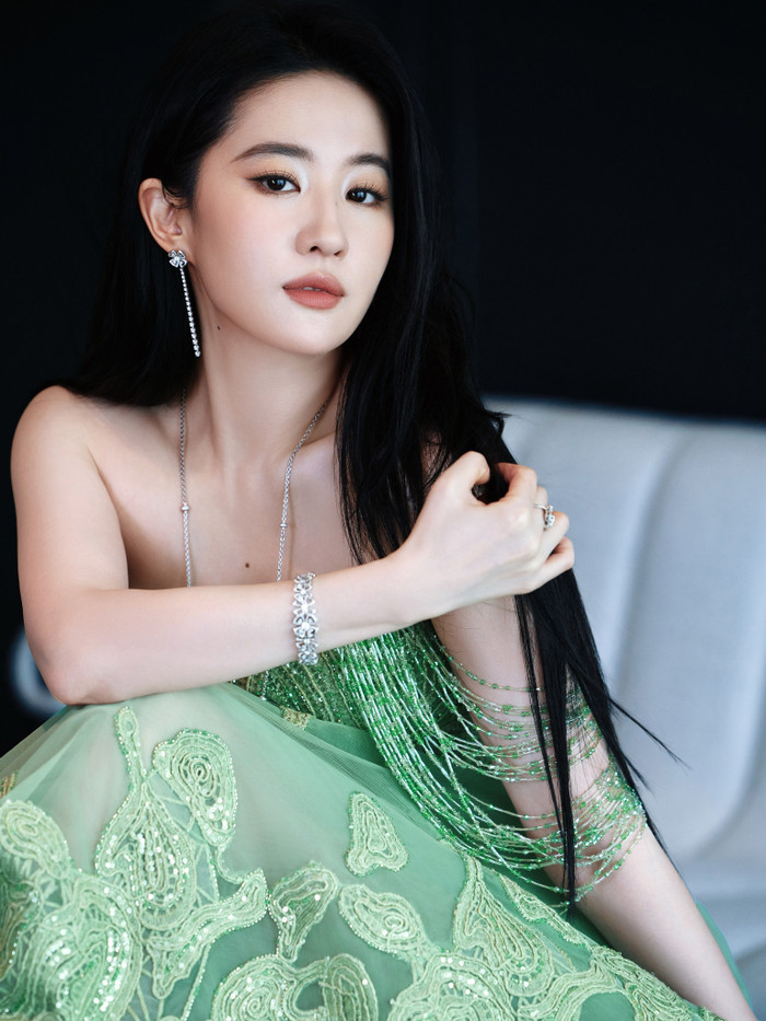 Nhan sắc ngọt ngào ở thời điểm hiện tại của Lưu Diệc Phi. Ảnh: FBNV