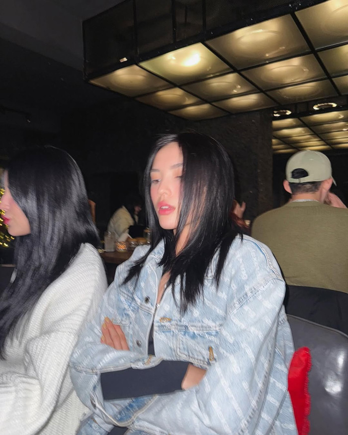 Nhan sắc của Hoa hậu Kỳ Duyên vẫn tăng thêm phần nổi bật dù đang trong trạng thái không tỉnh táo. Ảnh IGNV