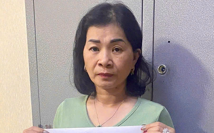 Ập vào tiệm massage, công an bắt người có biệt danh 'Chị Hai' Ảnh 2