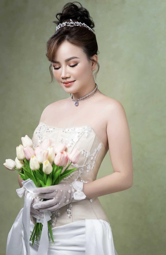 Nữ diễn viên luôn đặt niềm tin vào tình yêu.