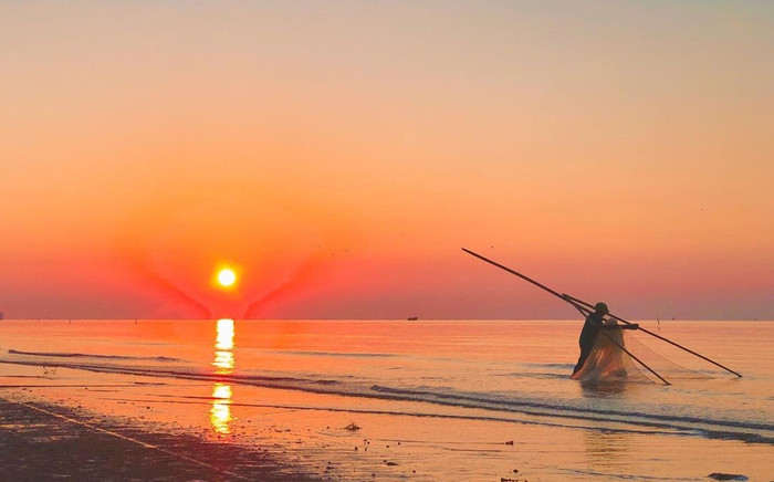 Tỉnh nào của nước ta vừa có trên trời, dưới biển và mặt đất? Ảnh 2