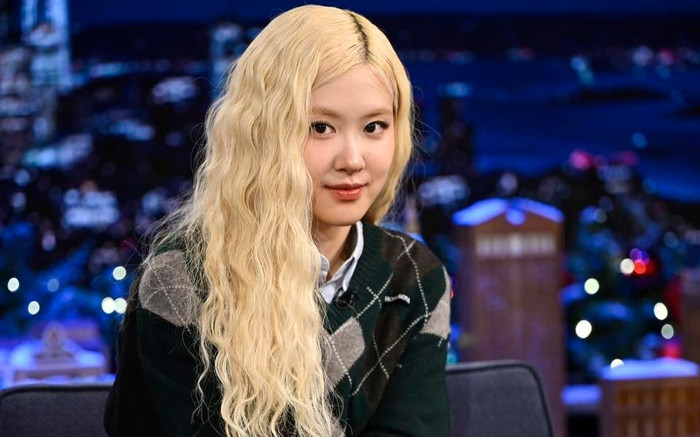 Rosé xin lỗi một phụ huynh Ảnh 2