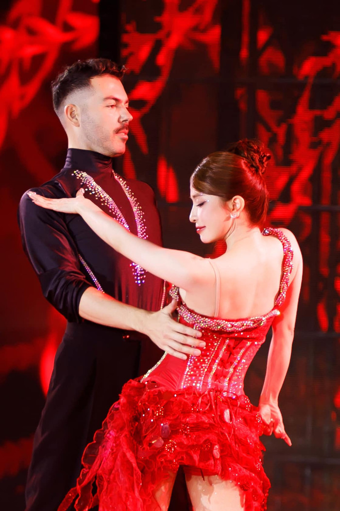 Quỳnh Nga đang là người đẹp được kỳ vọng, đánh giá cao ở Bước Nhảy Hoàn Vũ. (Ảnh FBNV)