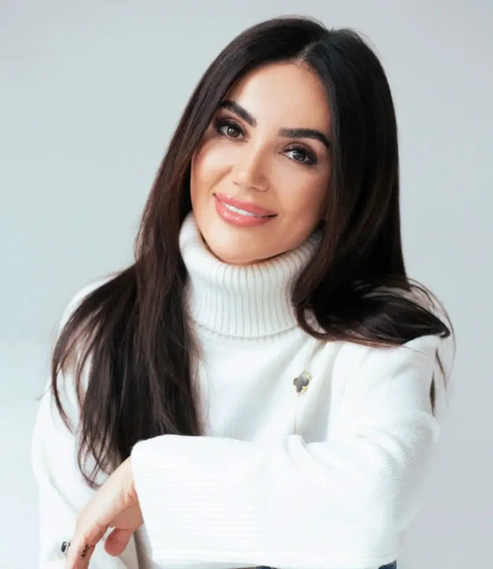 Chuyên gia thẩm mỹ Sadaf Jaffari bất mí 5 phương pháp làm đẹp không cần phẫu thuật để sở hữu vòng eo săn chắc.