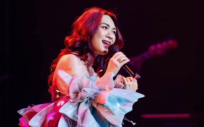 Hình ảnh Mỹ Tâm và nam diễn viên kém 10 tuổi ở Mỹ gây chú ý Ảnh 2