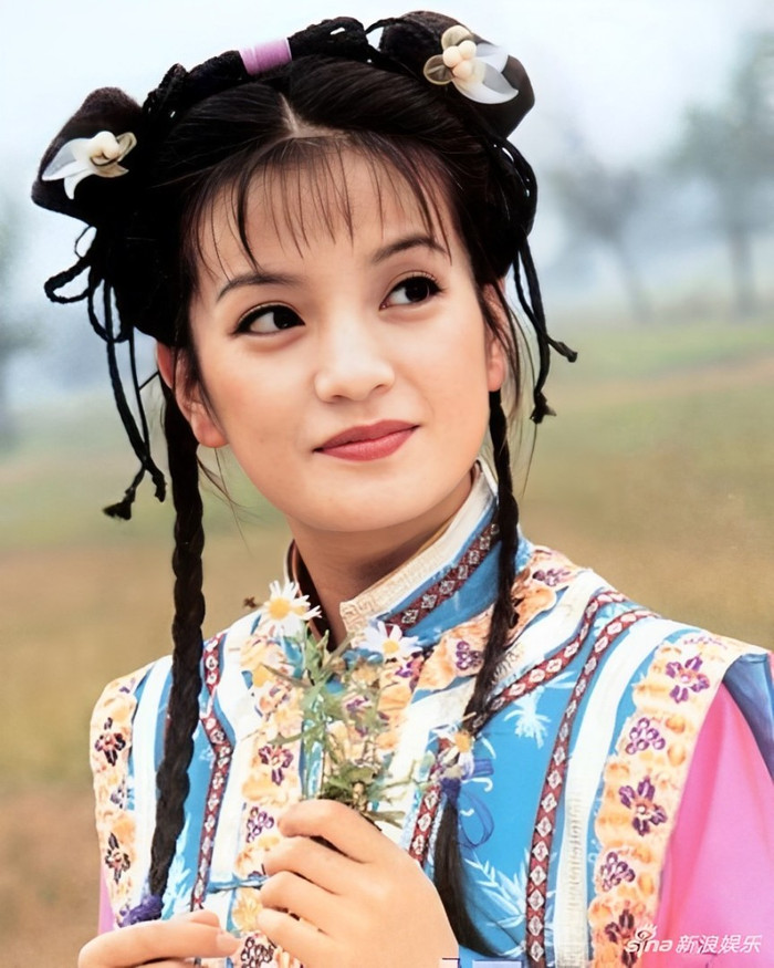 Tiểu Yến Tử trong Hoàn Châu Cách Cách là vai diễn huyền thoại của Triệu Vy.