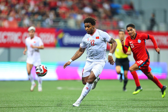 Dù ghi bàn liên tục nhưng Nguyễn Xuân Son vẫn gánh áp lực lớn về sự kỳ vọng. Ảnh: Em Lê