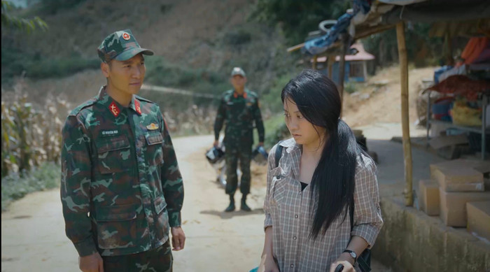 Sau Hồng Diễm, Lê Bống chính là bạn diễn ăn ý nhất của Mạnh Trường. 