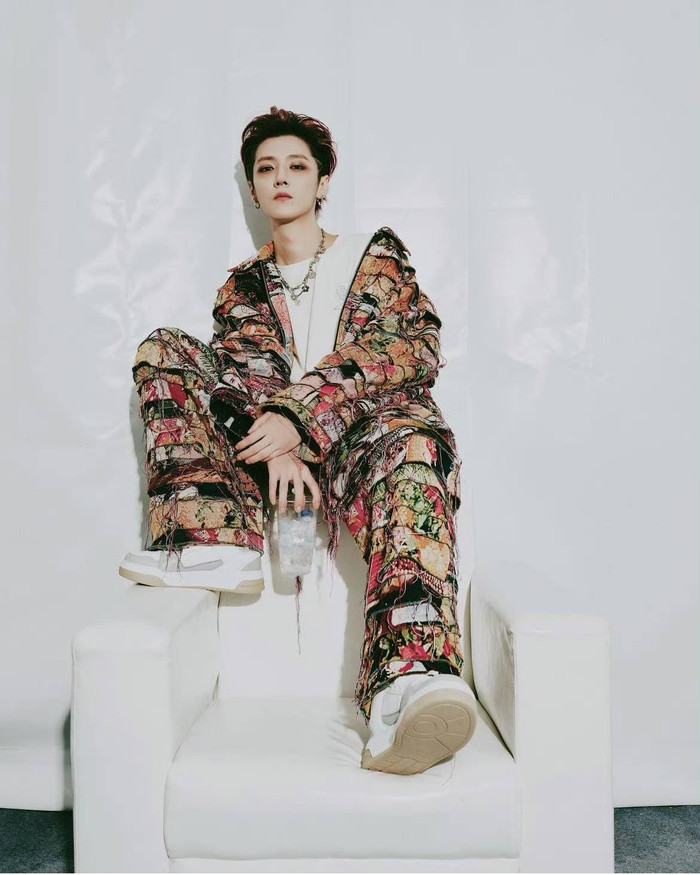 Nhiều người cho rằng sự nghiệp Lộc Hàm đã xuống dốc nên phải tạo ồn ào để níu kéo hào quang.