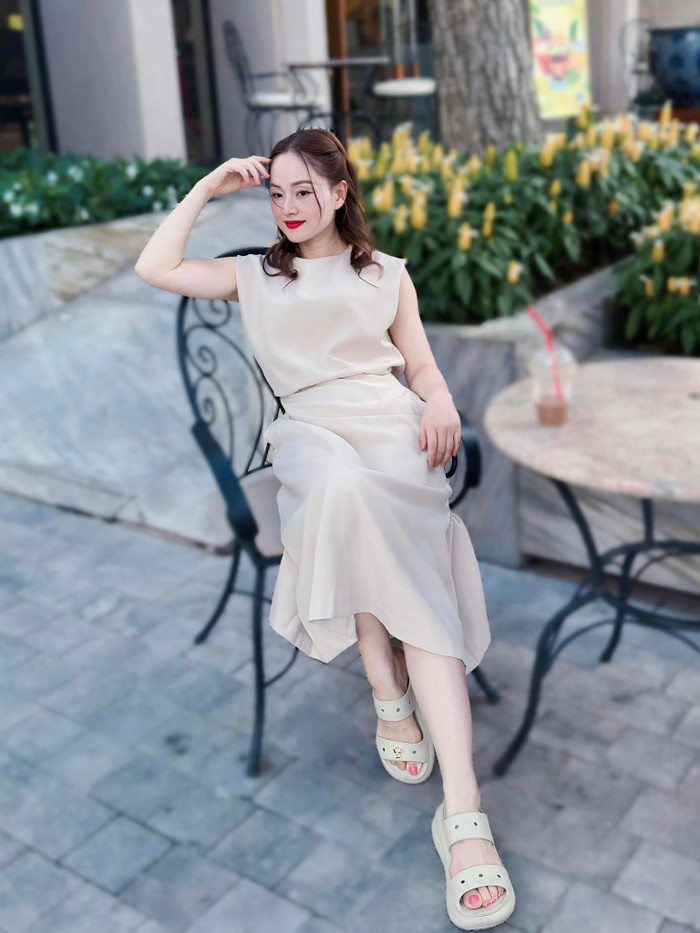 Lan Phương tự tin xuống phố khi có thời gian rảnh. Ảnh: FBNV