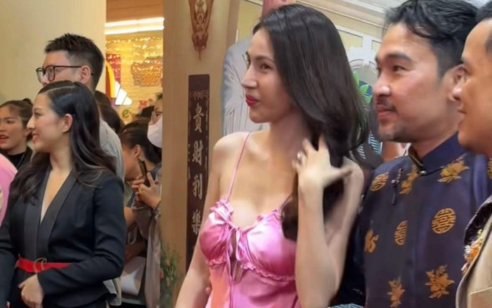 Ca sĩ Thủy Tiên cần 'giải cứu'? Ảnh 2