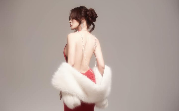 Thu Quỳnh khoe lưng trần quyến rũ sau 2 lần sinh nở Ảnh 2