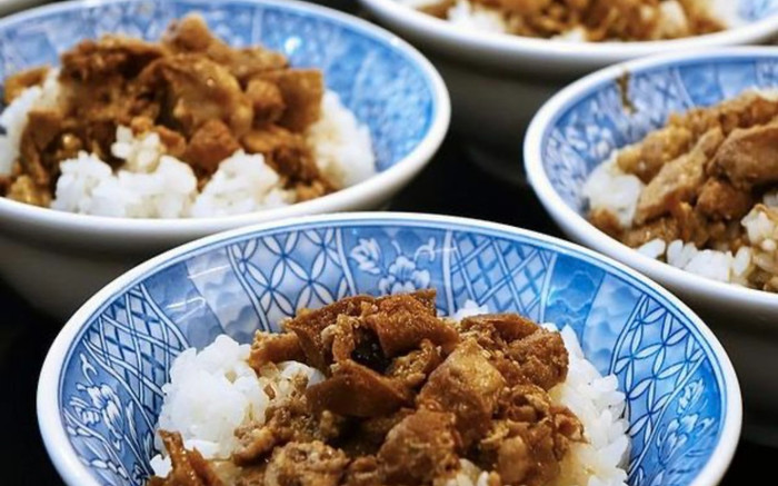 Cậu bé dù 8 tuổi nhưng chỉ đi khập khiễng bởi ăn một món quen thuộc, bác sĩ lên tiếng cảnh báo Ảnh 2