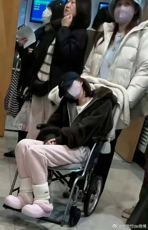 Triệu Lộ Tư từng muốn bỏ diễn, rời showbiz vì trầm cảm Ảnh 1