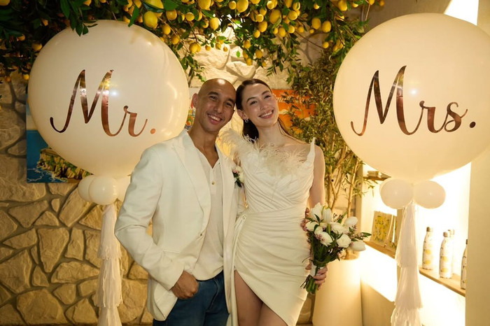 Nam ca sĩ thông báo chia tay vợ người mẫu sau 1 tháng đám cưới, dân tình 'ngơ ngác ngỡ ngàng' Ảnh 4