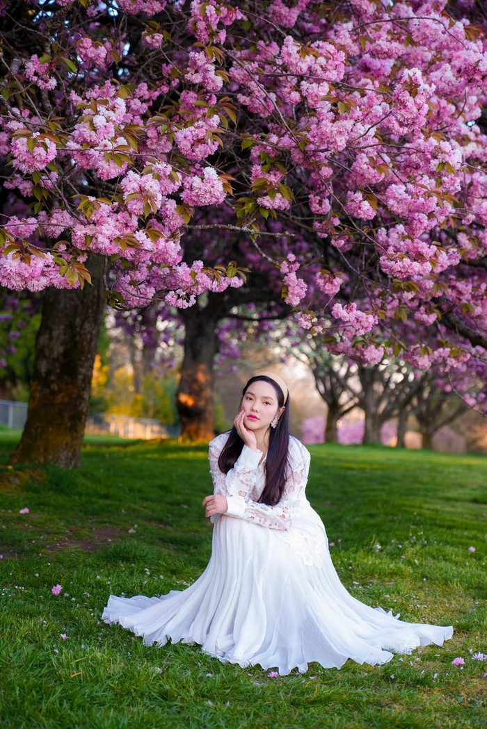 Hồng Kim Hạnh đã lên kế hoạch về Việt Nam để tham gia các hoạt động nghệ thuật. (Ảnh: FBNV)