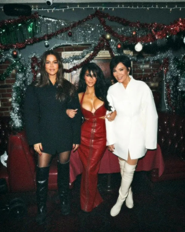 Mẹo làm đẹp từ gia đình Kardashian đang gây sốt.